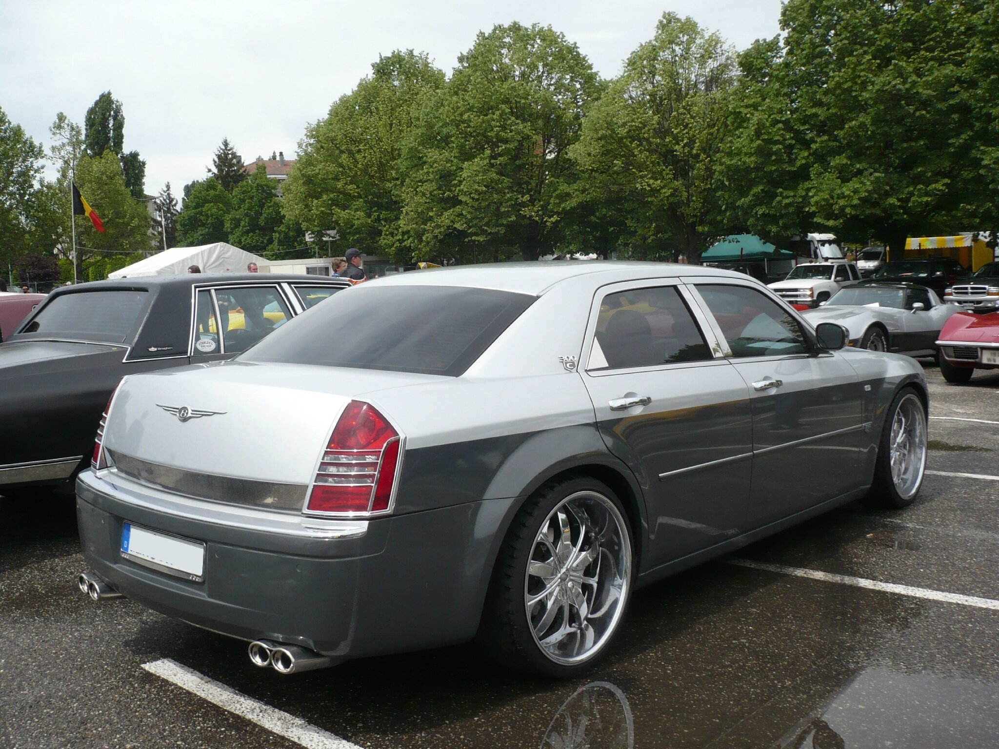 Chrysler 300c bentley