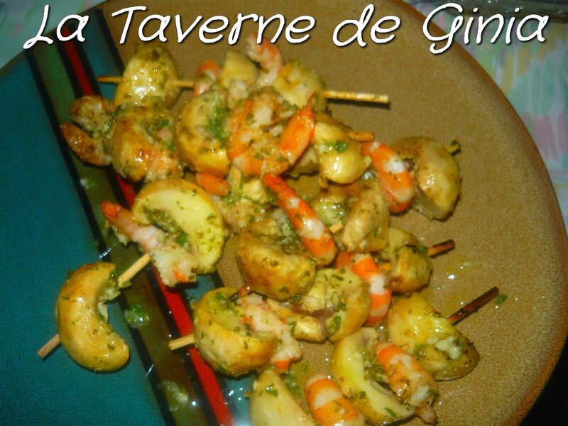 Saucisse de Morteau en croûte au bleu d'Auvergne et ciboulette La