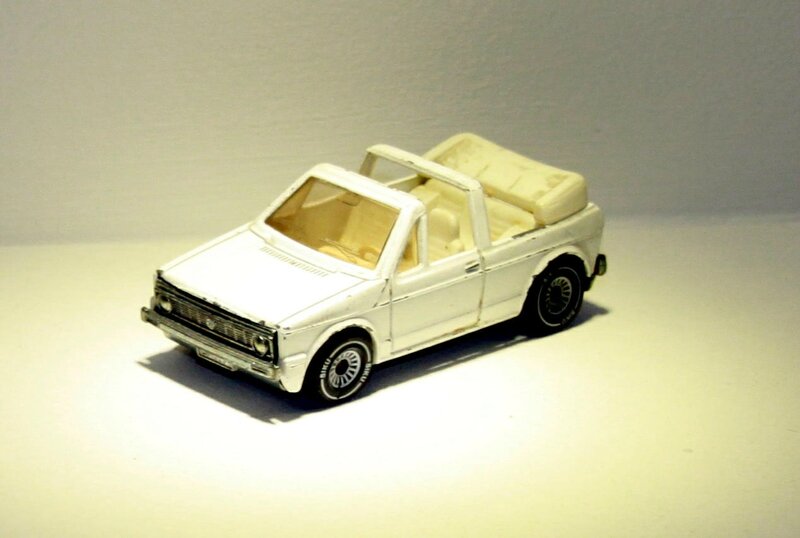 Vw golf LS (ref 1033)(Siku) 01