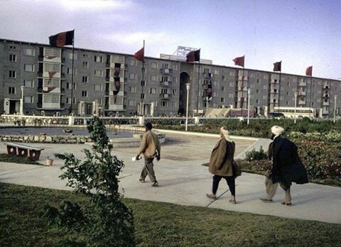 Makroyan Kabul 1970 Photo De Images Afghanistan Afghanistan France Culture Actualite Ø§ÙØºØ§Ù†Ø³ØªØ§Ù† ÙØ±Ø§Ù†Ø³Ù‡ ÙØ±Ù‡Ù†Ú¯ÛŒ Ùˆ Ø§Ø·Ù„Ø§Ø¹Ø§ØªÛŒ