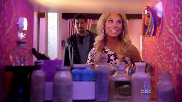 Suburgatory-1