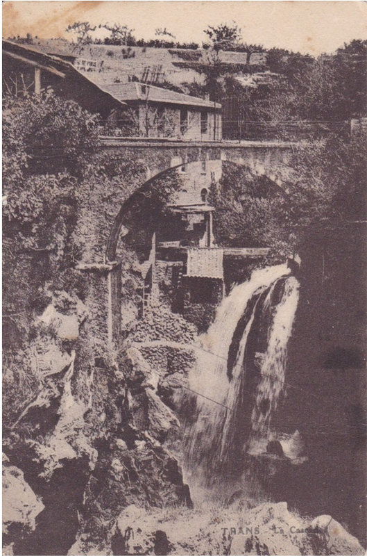 Les chutes dans les cascades
