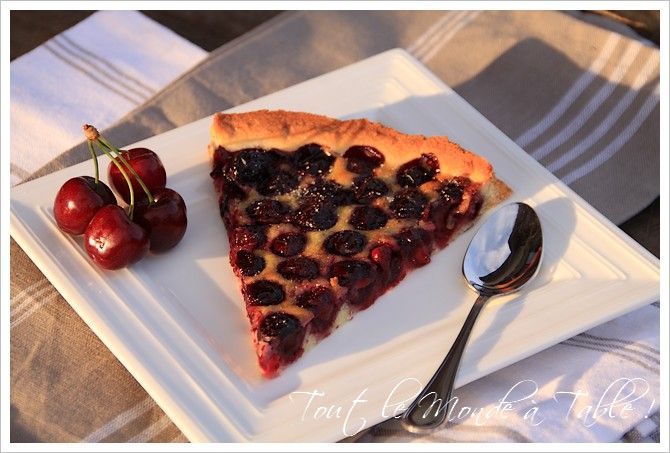 Tarte Aux Cerises Tout Le Monde A Table