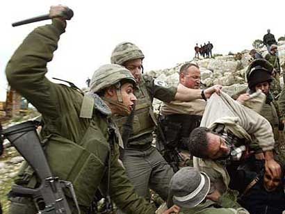 soldiers_beating_man