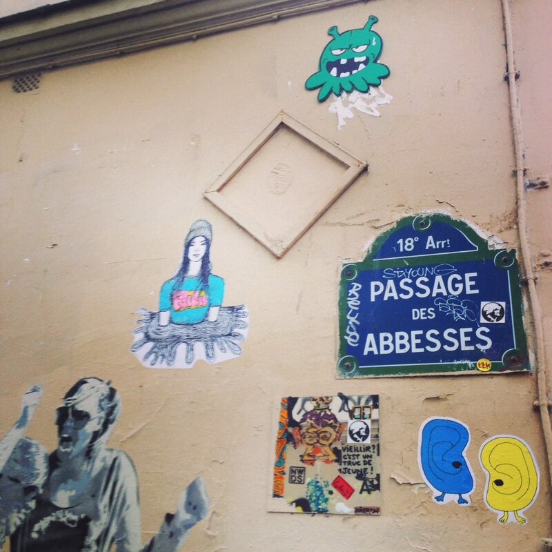 Passage des Abbesses, street art en vrac