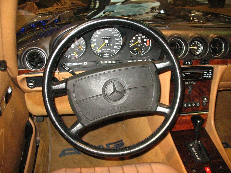 Mercedes560SLAMGint2