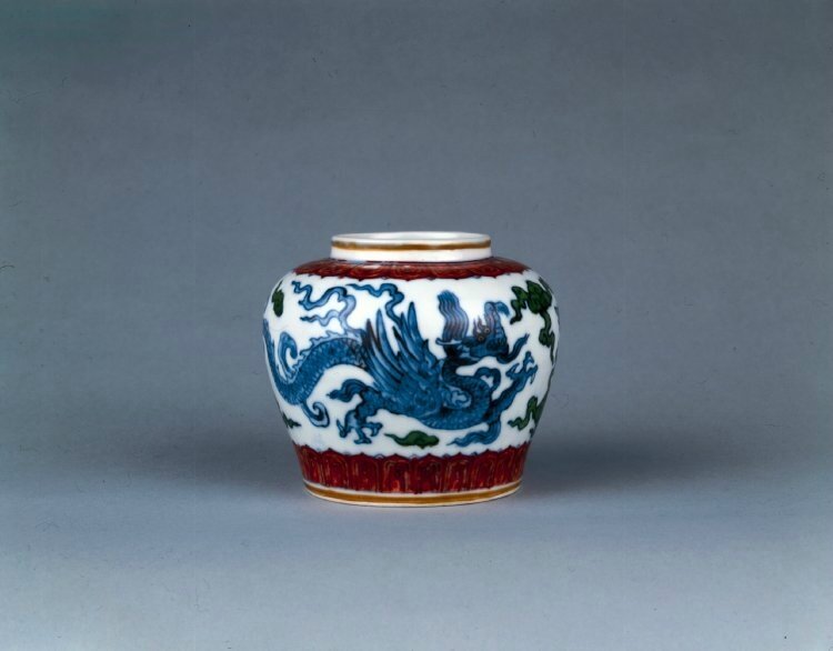 Doucai jar with dragons, Ming dynasty, Chenghua mark and period, AD1465–87