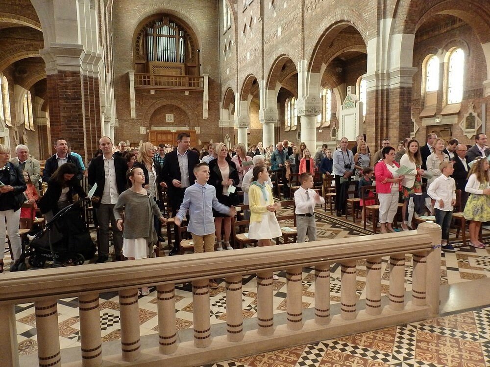 2016-06-12-entrées eucharistie-Le Doulieu (20)