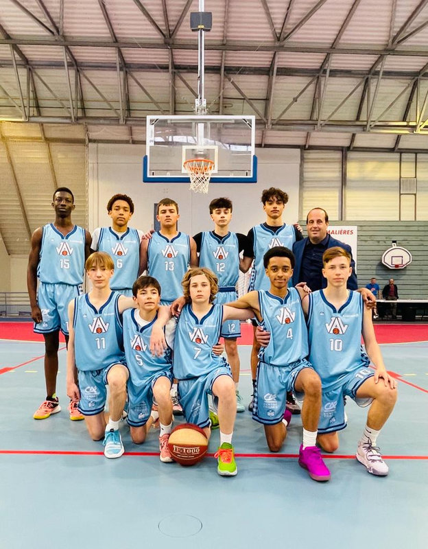2023-05-06 U15G1 à Chamalières (4)