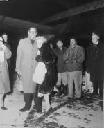 1957-01-18-ny_back_from_jamaica-idlewild_airport-011-2a