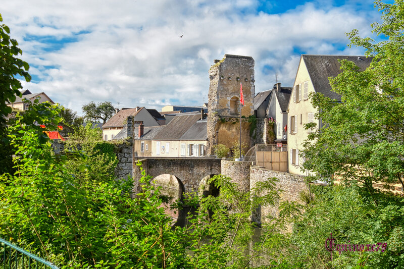 Les Fortifications de Chartres – La Porte Guillaume (Time Travel) (2)