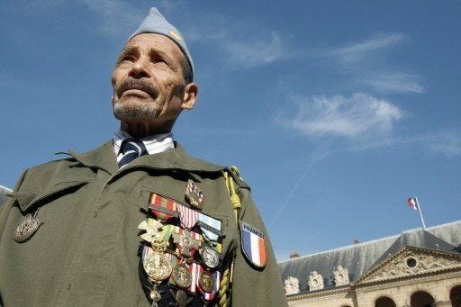 Dans le sud de la France, des tombes d'enfants harkis révélées par des fouilles . 115063703