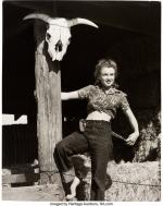 2022-07-22-HERITAGE-Hollywood_Entertainment_Signature-lot89032