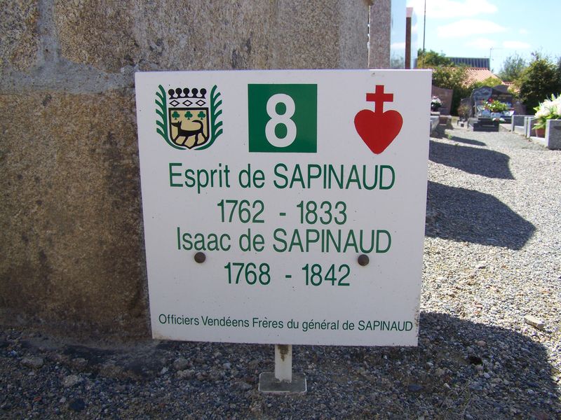 Panneau n°8. La tombe d'Esprit et Isaac de Sapinaud
