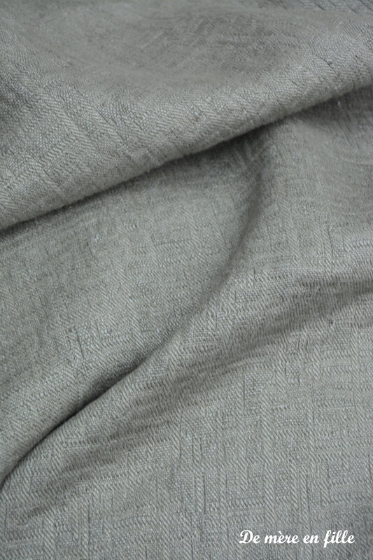 gros lin taupe à motifs