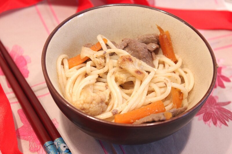 Wok A La Japonaise Boeuf Udon Carotte Et Chou Fleur Pour