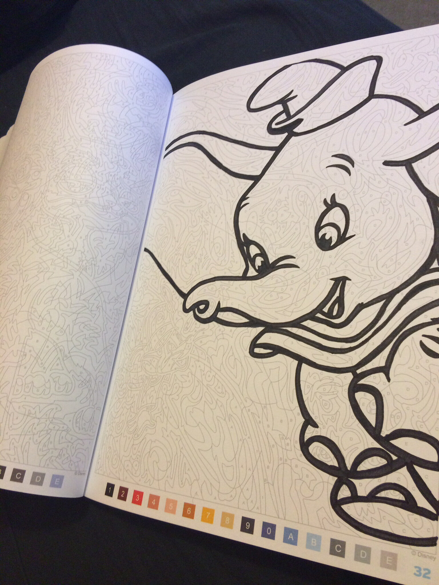 J'ai testé le livre de coloriages mystères les grands classiques Disney.  - Blogueuse & Testeuse