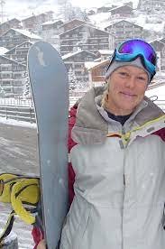 How an ex GB snowboarder took her debut thriller to the extreme | NewsChain