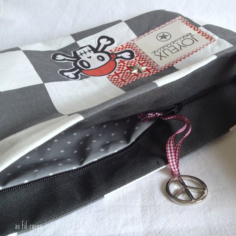 Trousse de toilette FE