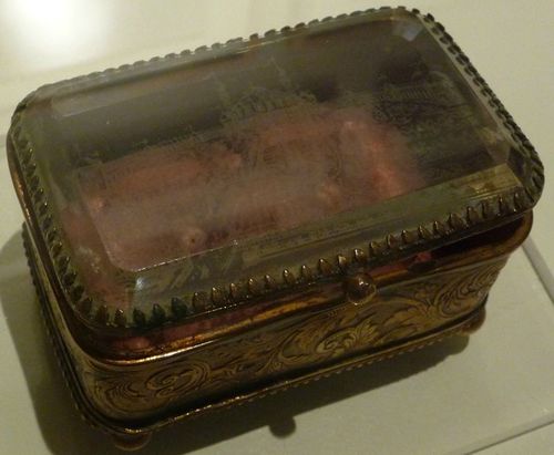 1878 Petite boîte souvenir gravée