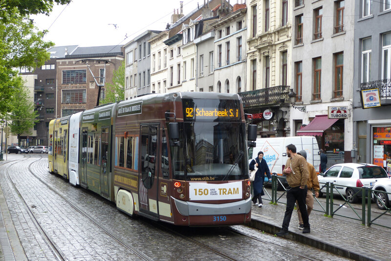 050519_92place-de-la-reine