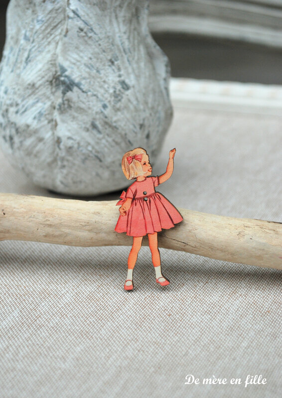 fillette robe rose