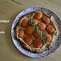[pause sucrée] la tarte rustique abricots - romarin