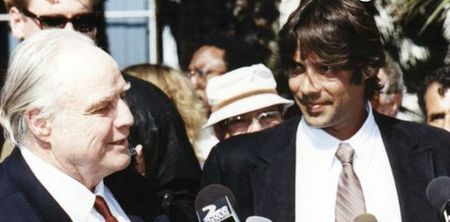 7397-christian-brando-et-son-pere-marlon-637x0-1