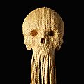 Jim Skull, Untitled, 2010, papier maché, raphia tressé, 130 cm, © the artist, Photo C