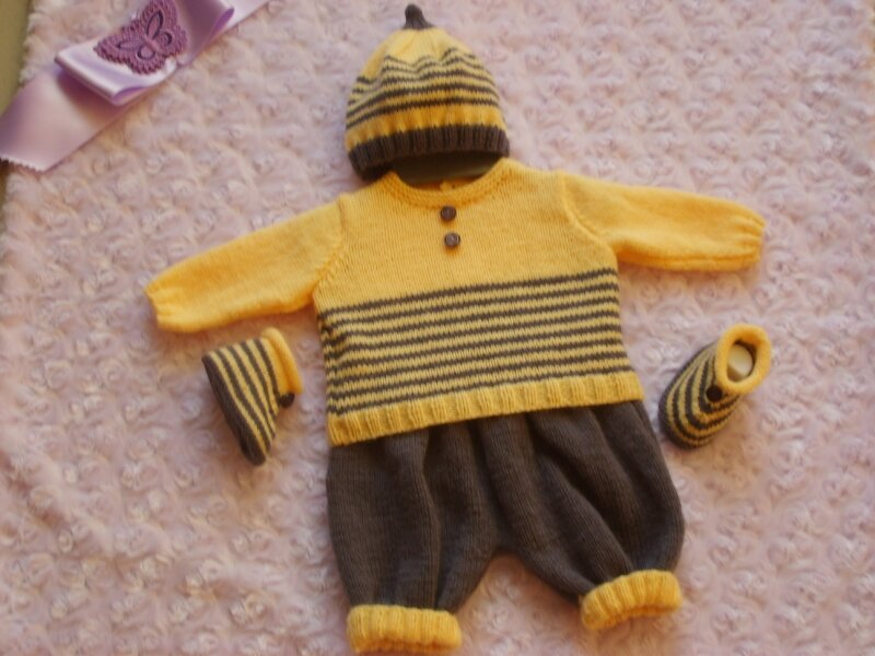 ensemble abricot et marron