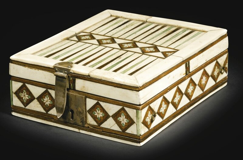 Embriachi Italian, Venice, 15th century, Games box with backgammon and chess Alain.R