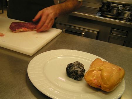 2012 11 29 cours de cuisine sur la truffe -Auberge de la truffe de Sorges (1)