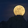 ManInMoon_Caxete_2770