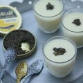 Entrée facile et festive : crème de chou-fleur façon dubarry au caviar 
