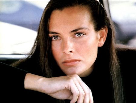 Carole Bouquet listal