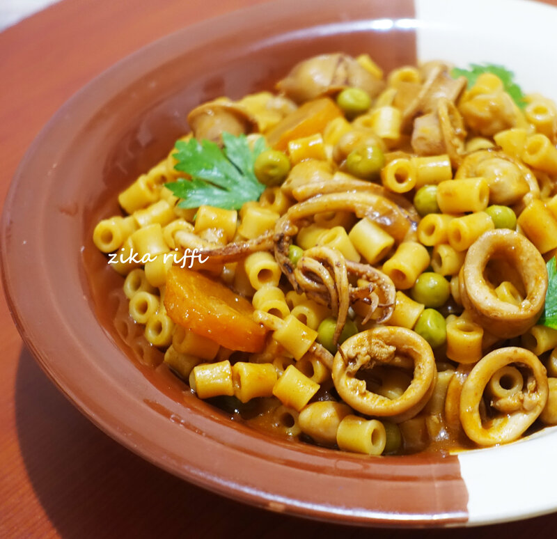 on pot pasta calamar ,macaroni façon grand mère