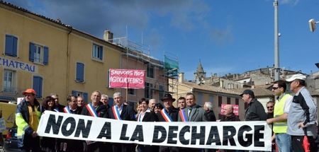 NON A LA DECHARGE