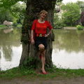 014-Au parc des Buttes Chaumont avec Barbara le 12 05 06.