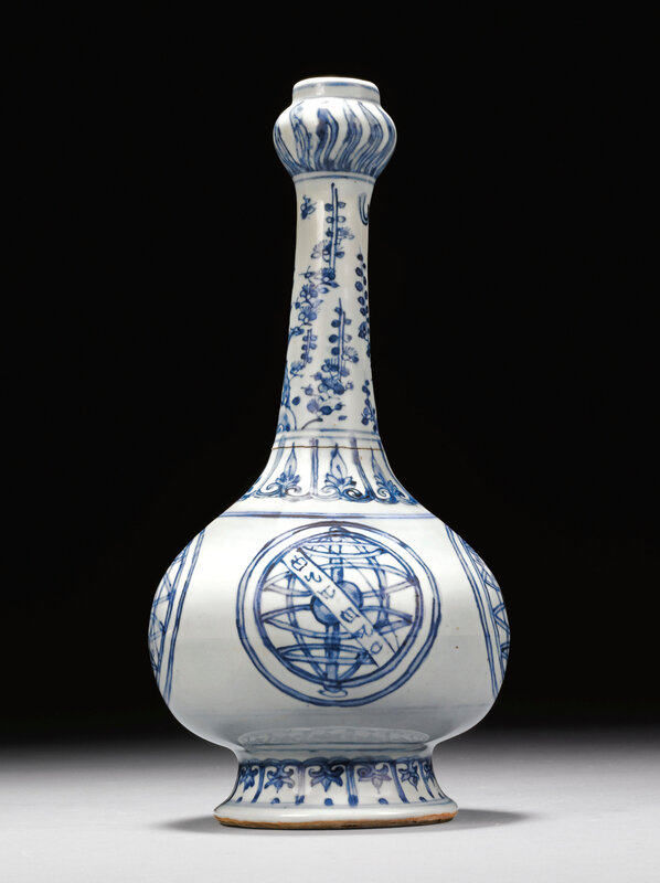 A blue and white bottle vase for the Portuguese Market, Ming Dynasty, Jiajing period, circa 1540-1550