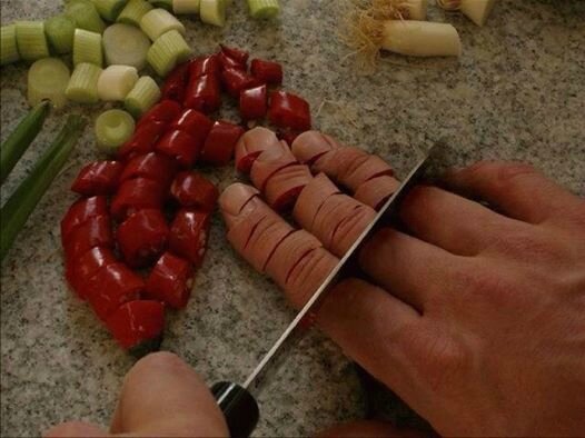 La Cuisine Aux Ongles Le Stylo Tordu