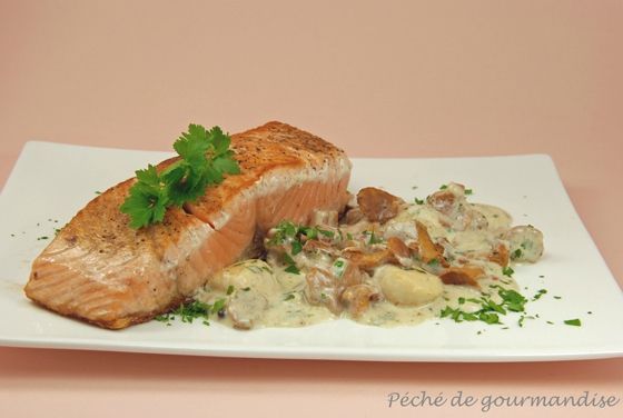 Paves De Saumon Aux Saint Jacques Et Girolles Peche De Gourmandise