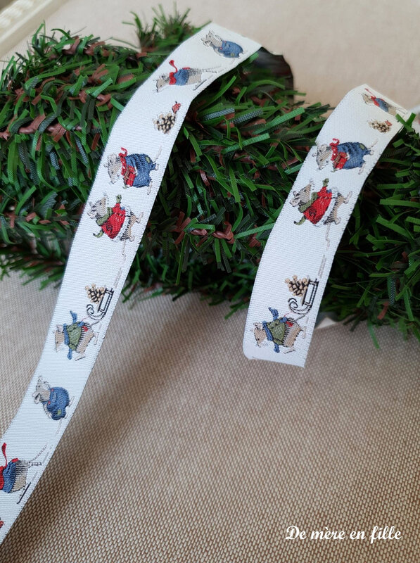 ruban souris noël fond blanc 2