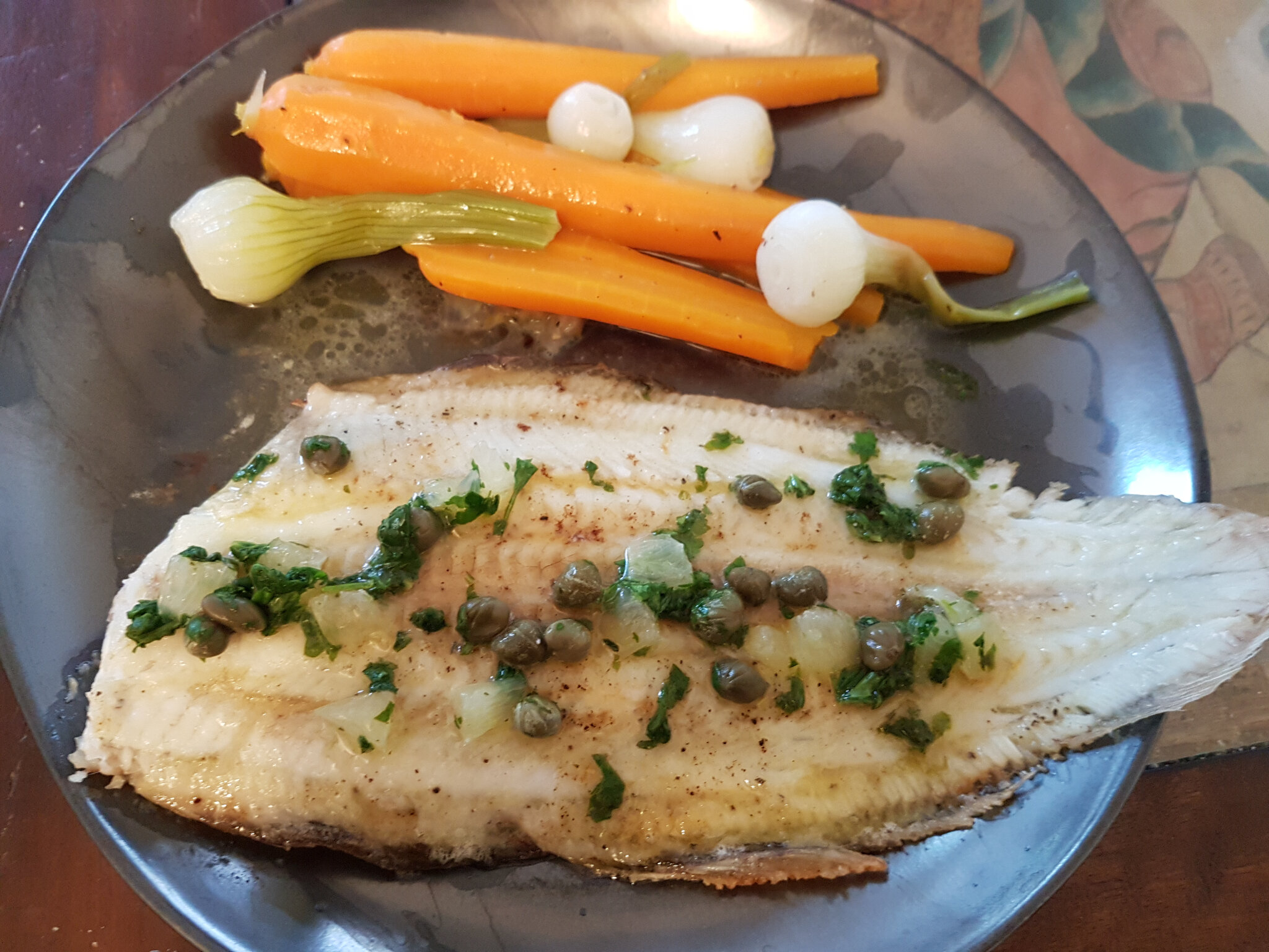 Sole à la grenobloise, jeunes légumes glacés La cuisine d'un X