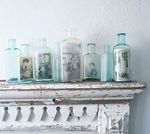 botellas de cristal con fotos vintage