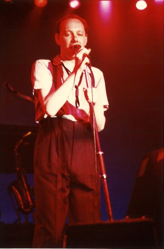 1983_01_Joe_Jackson_Chapiteau_Porte_de_Pantin_04