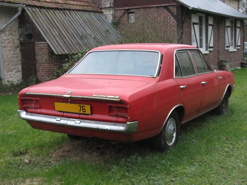 OpelRekordC1900Lar1