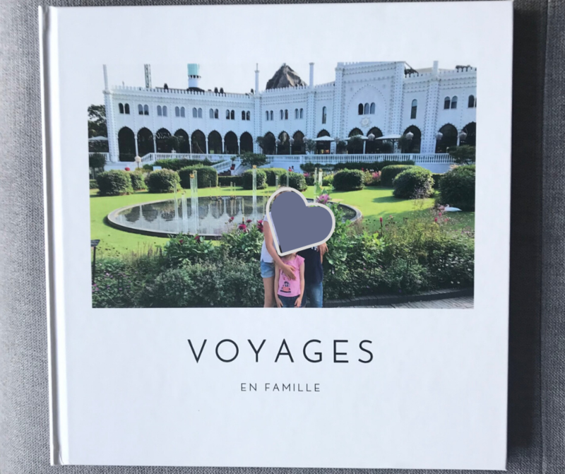 Livre photo carré Rosemood ©Kid Friendly