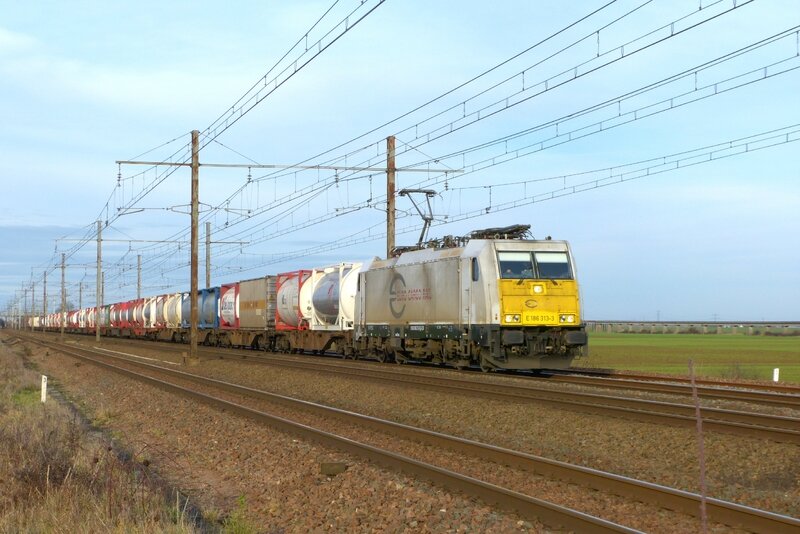 180114_E186-313artenay
