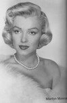 1952_WhiteFur_020_necklace_pearls_010