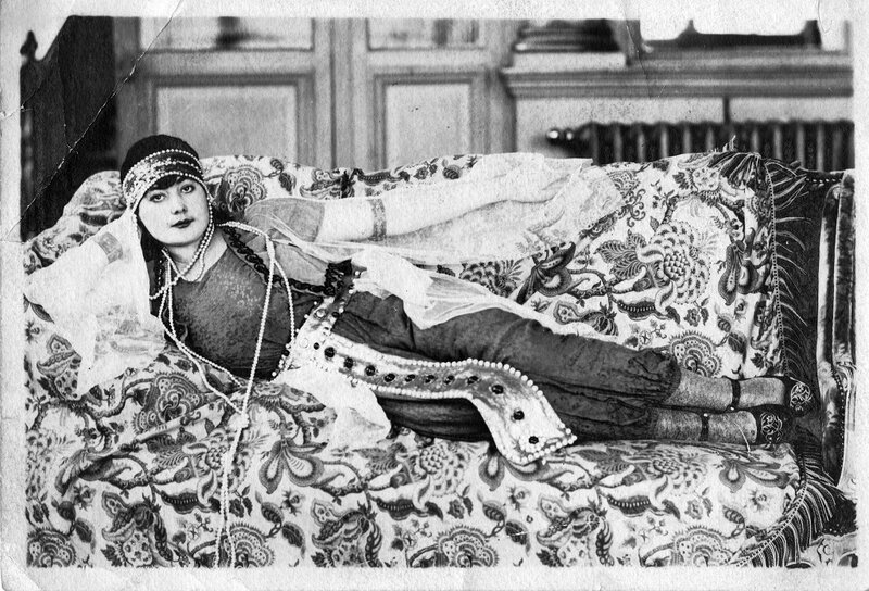 Marie Gallais en bayadère (réduite)